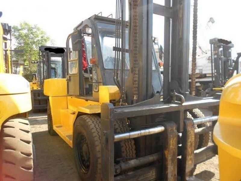 Komatsu FD135-7