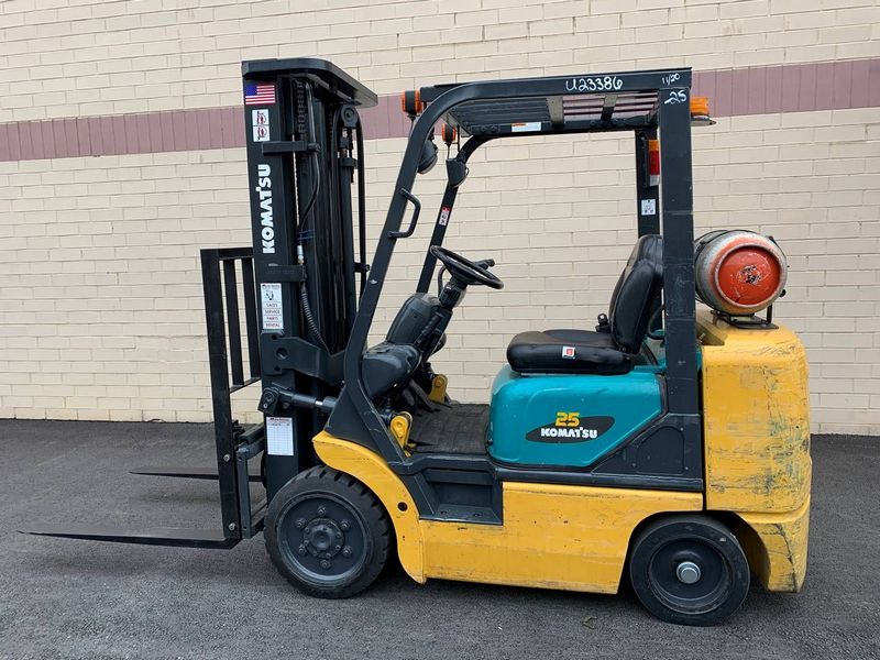 Komatsu FG25ST-14