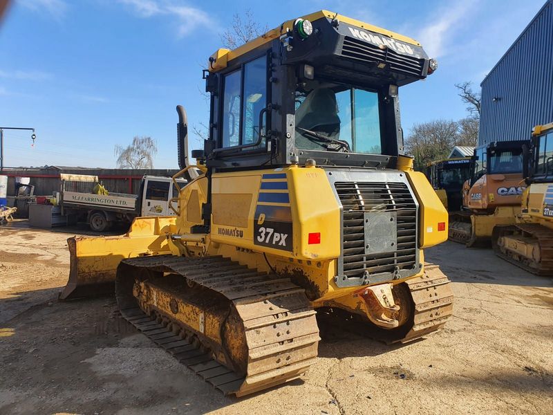 Komatsu D37PX-23