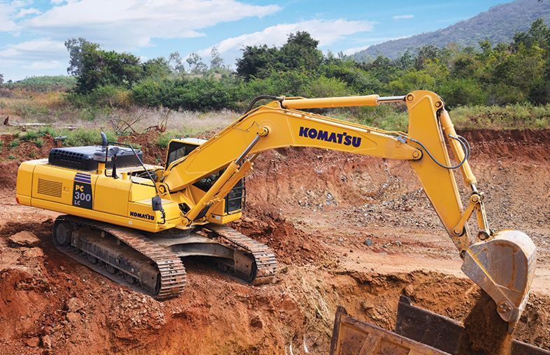 Komatsu PC300LC-8M0