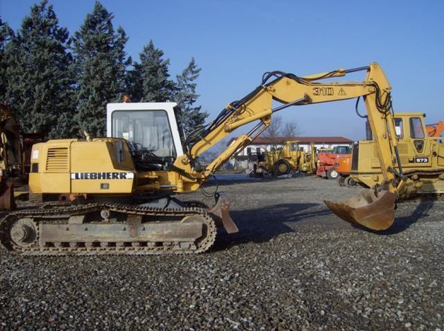 Liebherr R310B