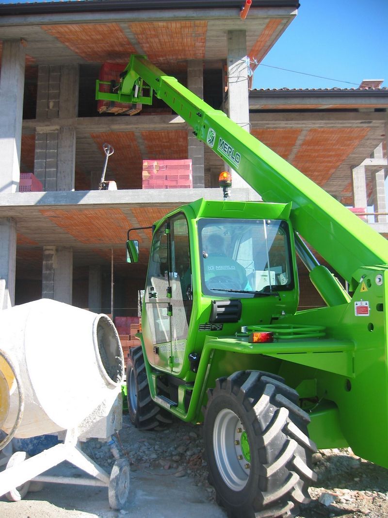 Merlo P 38.13