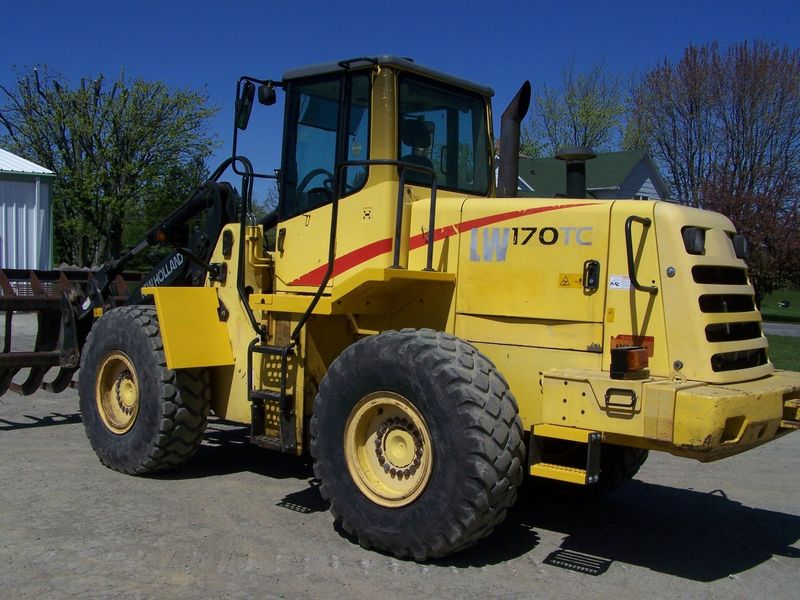 New Holland LW170TC