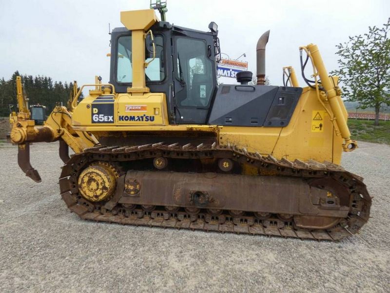 Komatsu D65WX-15E0
