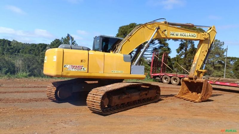 New Holland E215E