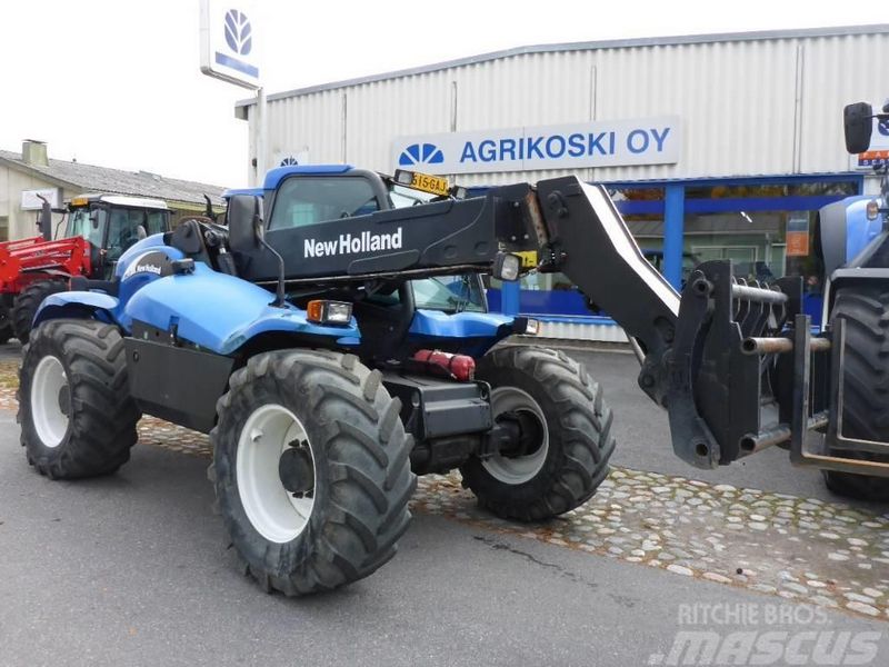 New Holland LM435A