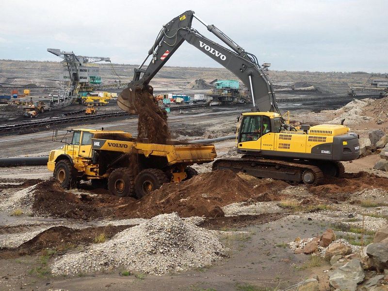 Volvo EC460C