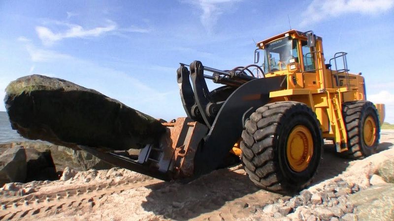Volvo L330D